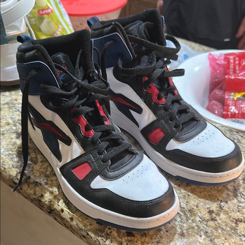 Reebok Black and White Sneakers Classic Retro Design